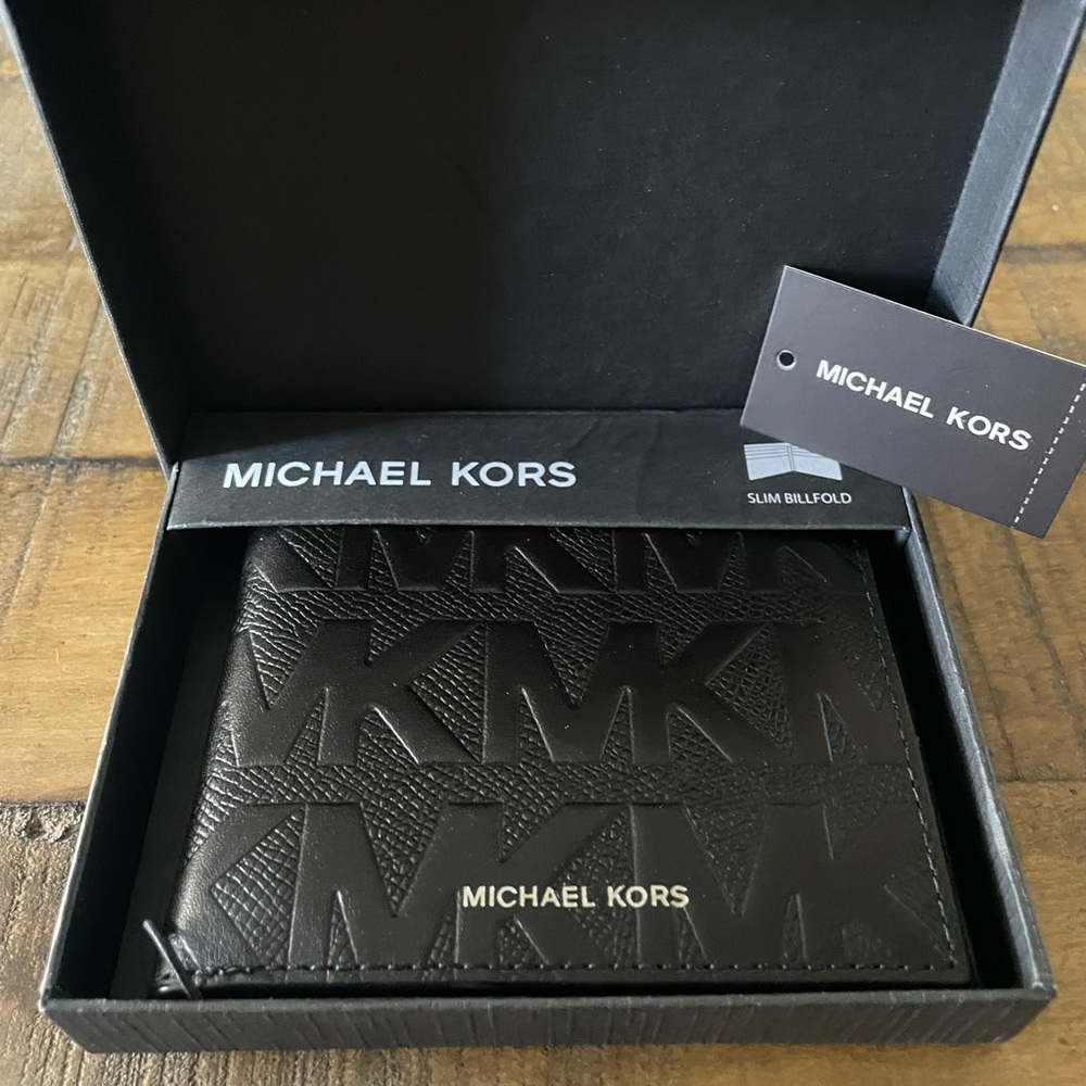 SOLD-Michael Kors Mens Andy - Picture 4 of 4